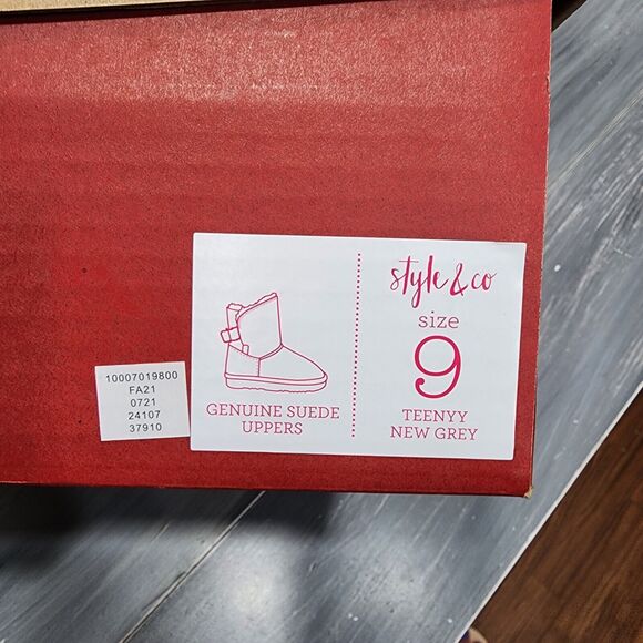 Style & Co Suede Boots 9M Gray Teenyy Cold Weather Booties - Picture 10 of 10